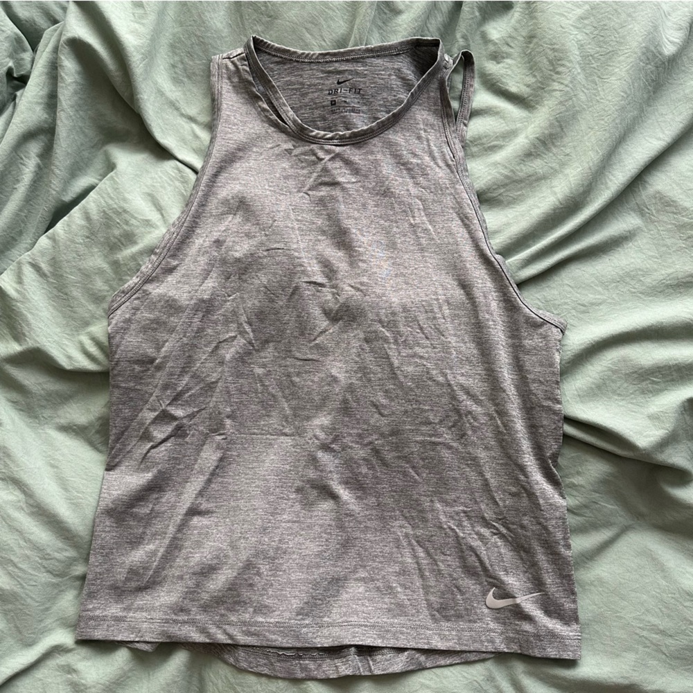 Nike Crop Tank